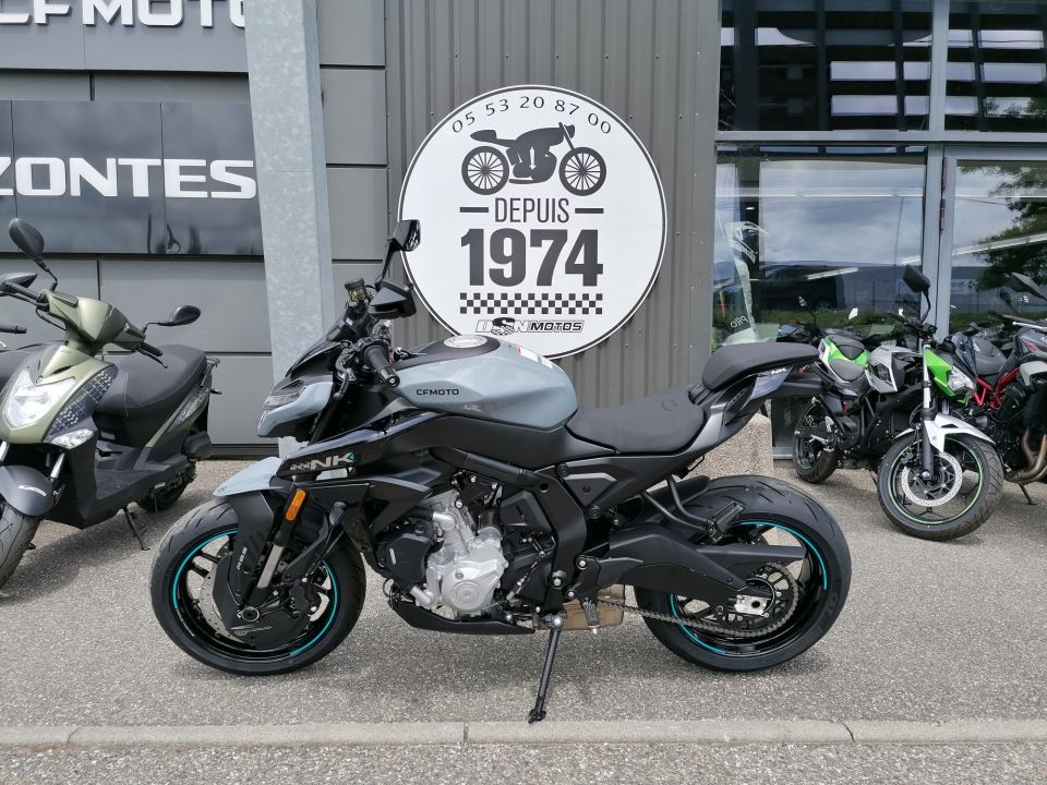 CF MOTO 675 NK 4