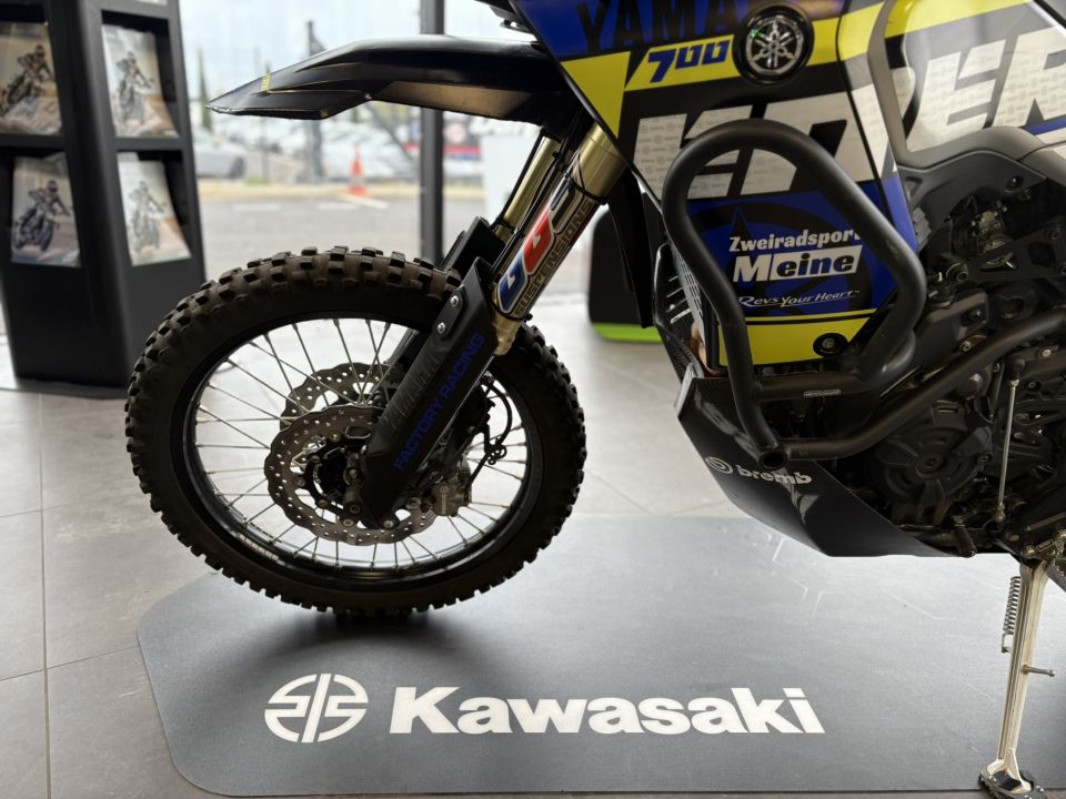 YAMAHA XTZ TENERE 700 4