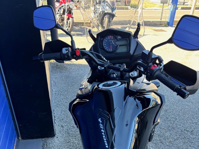 SUZUKI DL V-Strom 650 4
