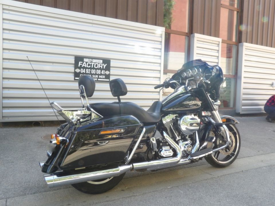 HARLEY-DAVIDSON TOURING STREET GLIDE 1690 SPECIAL 4