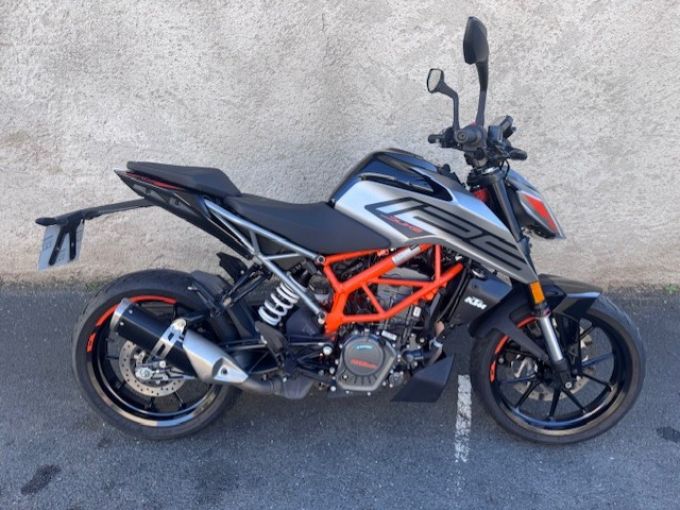 KTM 125 DUKE ABS 4