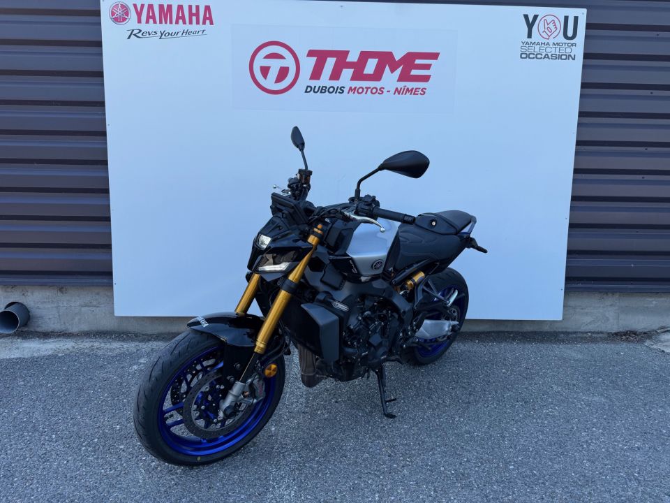 YAMAHA MT-09 SP 4