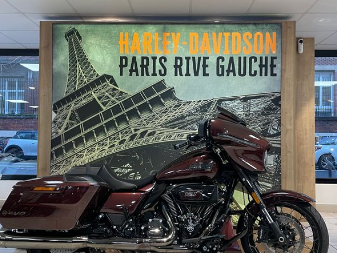 HARLEY-DAVIDSON TOURING STREET GLIDE 1977 CVO  4