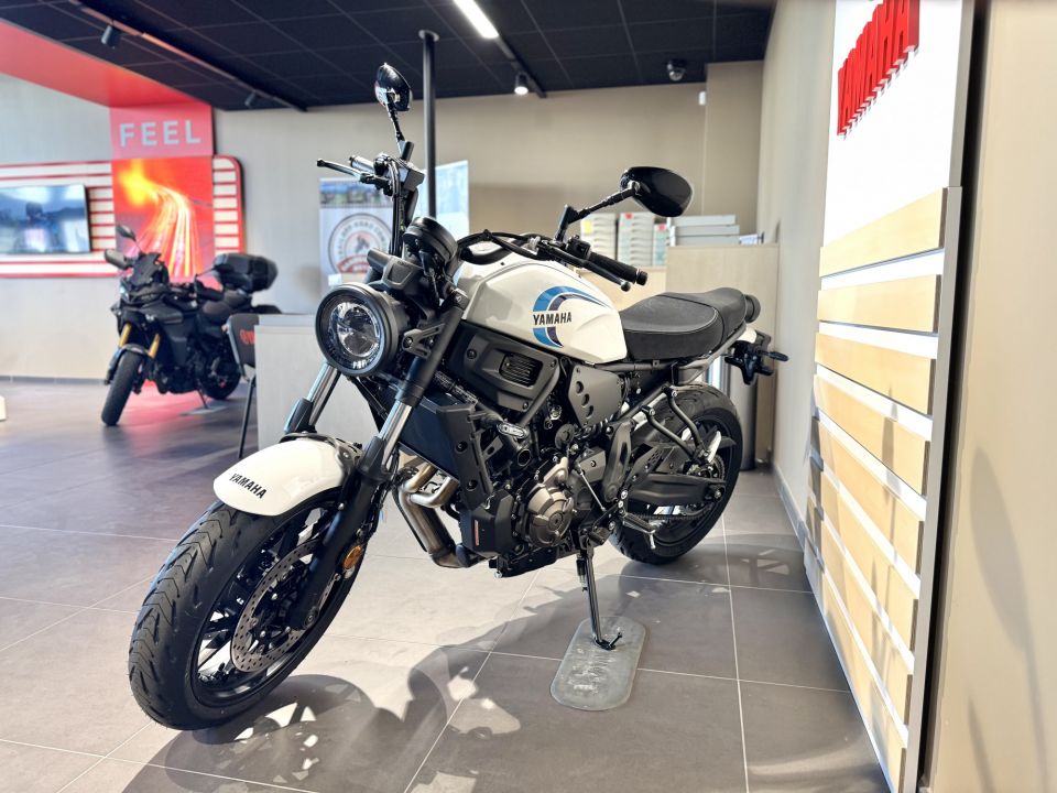 YAMAHA XSR 700 35KW 4