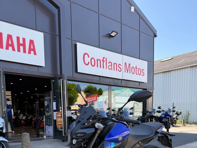 YAMAHA MT-125 ABS 4