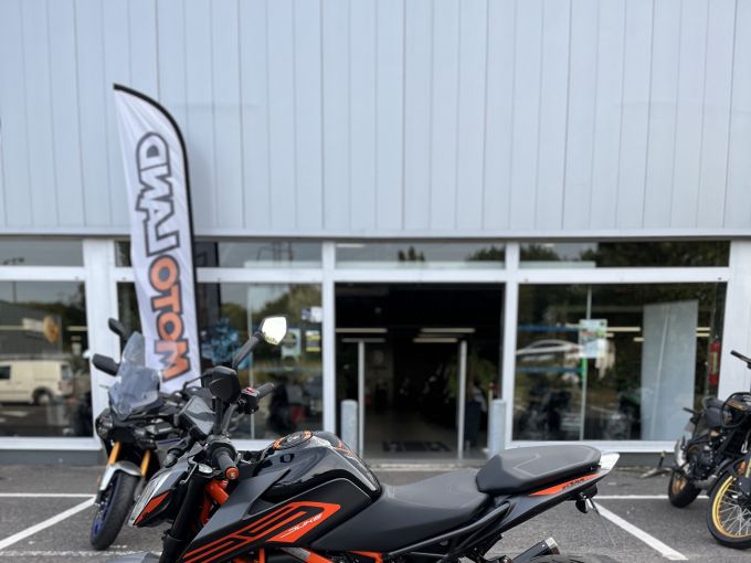 KTM 125 DUKE 4