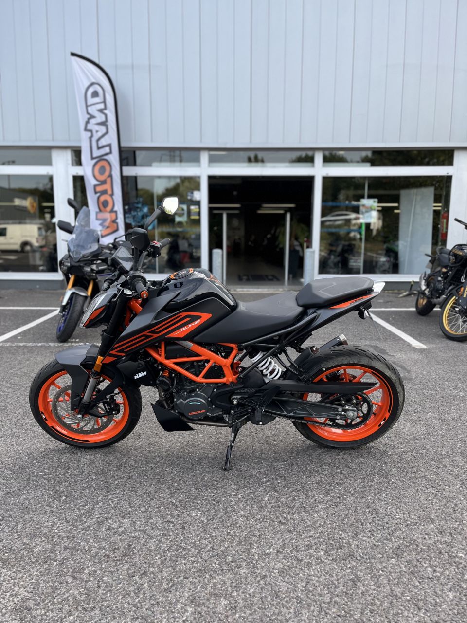 KTM 125 DUKE 4