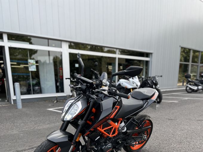 KTM 125 DUKE 4