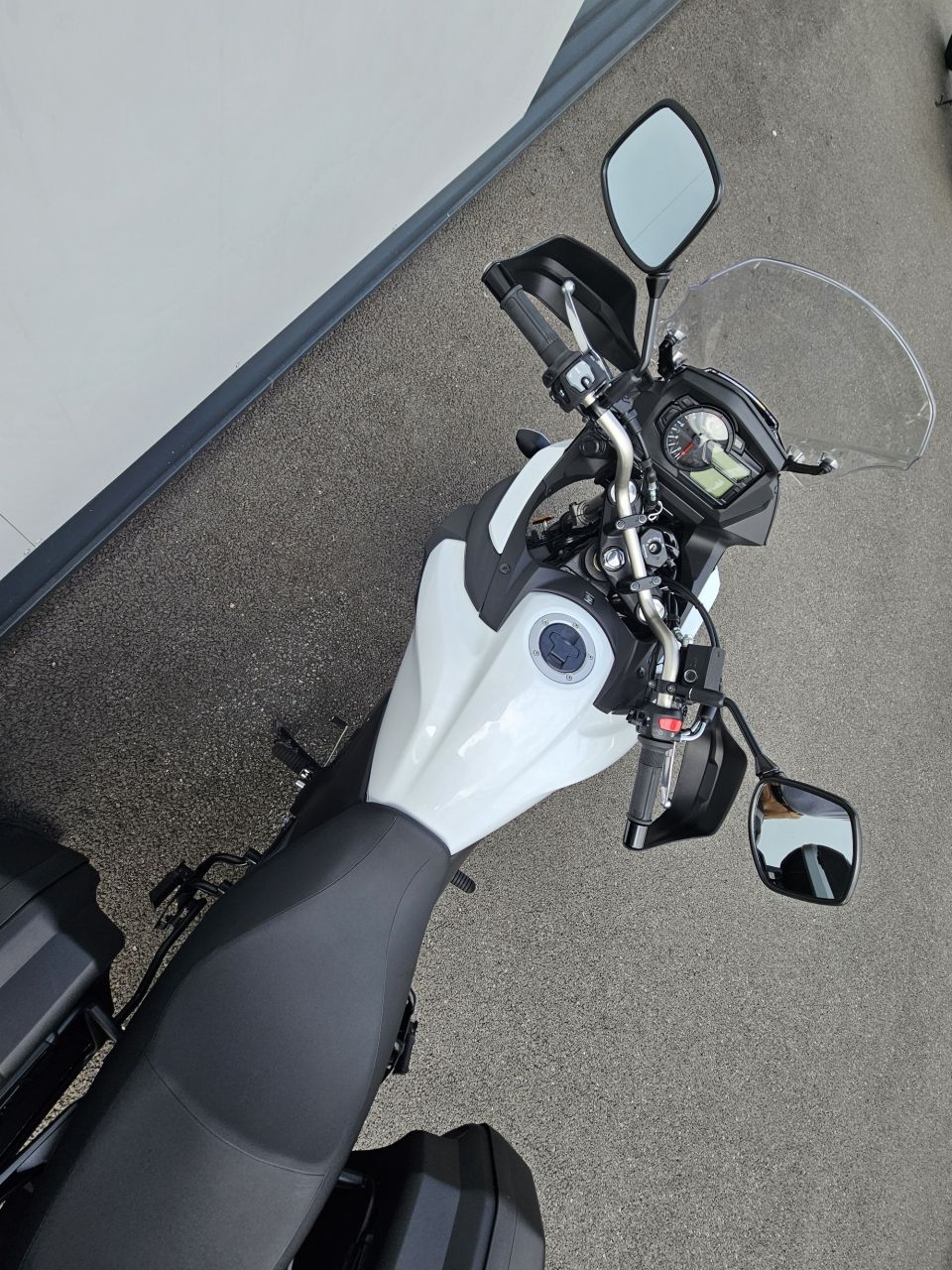 SUZUKI DL V-STROM 650A 4