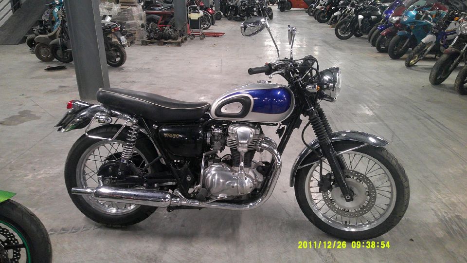 KAWASAKI W 650 4