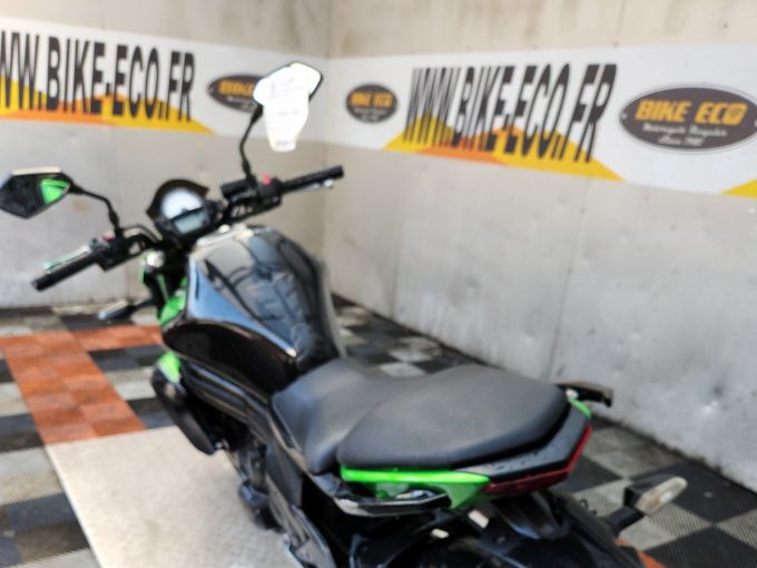 KAWASAKI ER-6 4