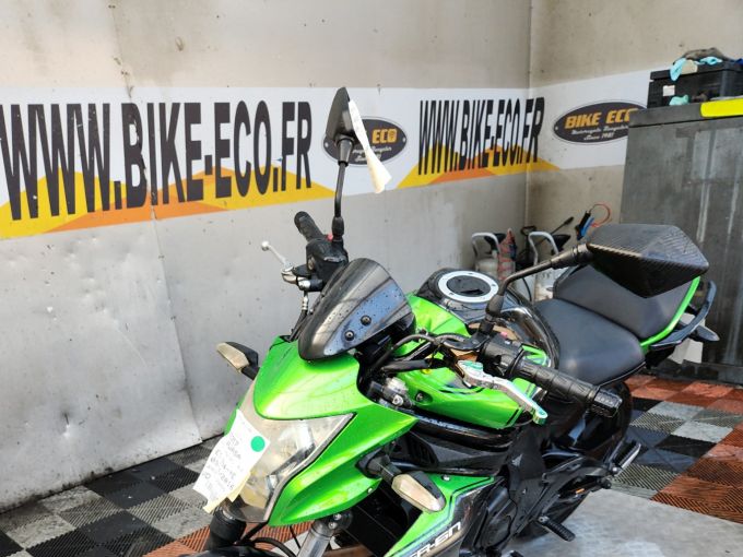 KAWASAKI ER-6 4