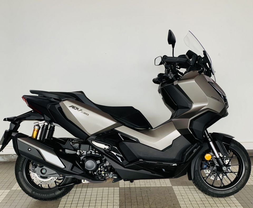 HONDA ADV 350 4