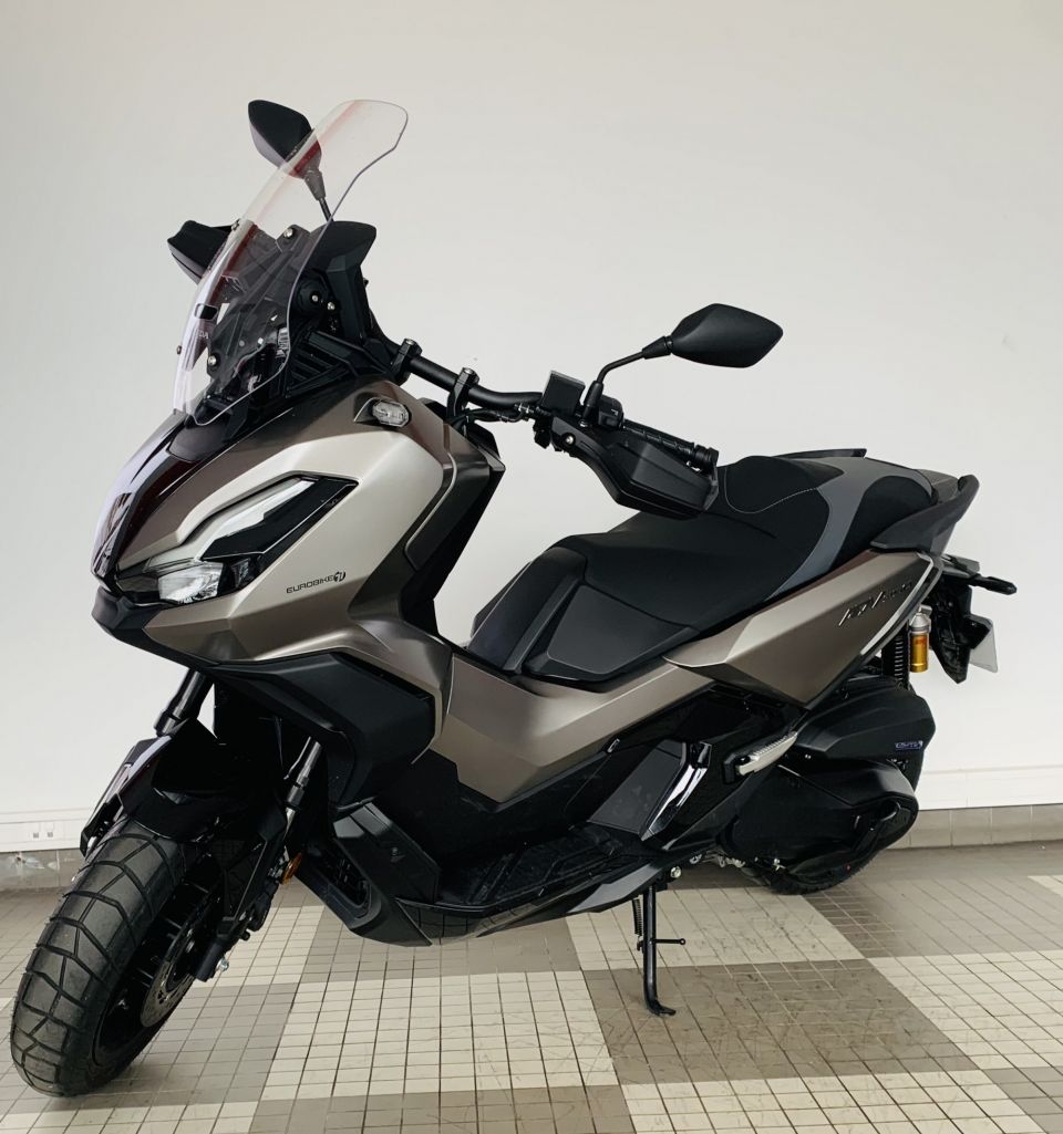 HONDA ADV 350 4