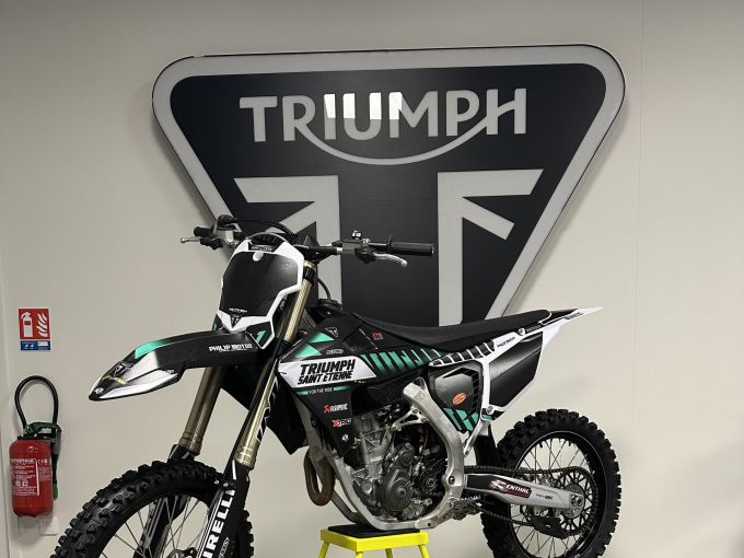 TRIUMPH TF 250-X 4