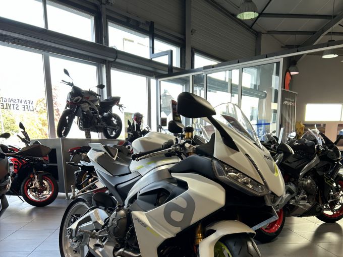 APRILIA RS 660 4