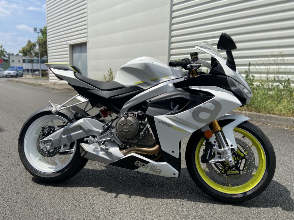 APRILIA RS 660 4