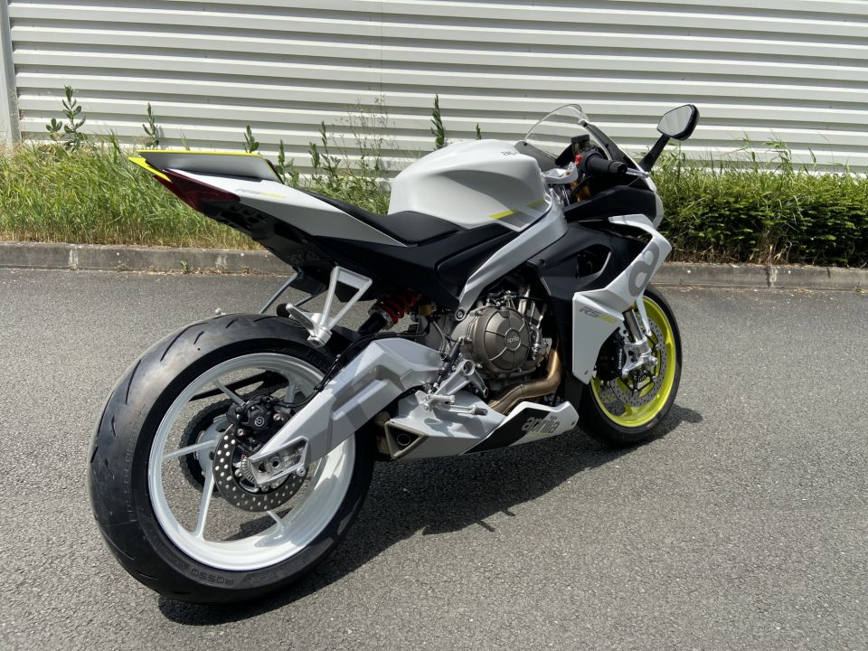 APRILIA RS 660 4