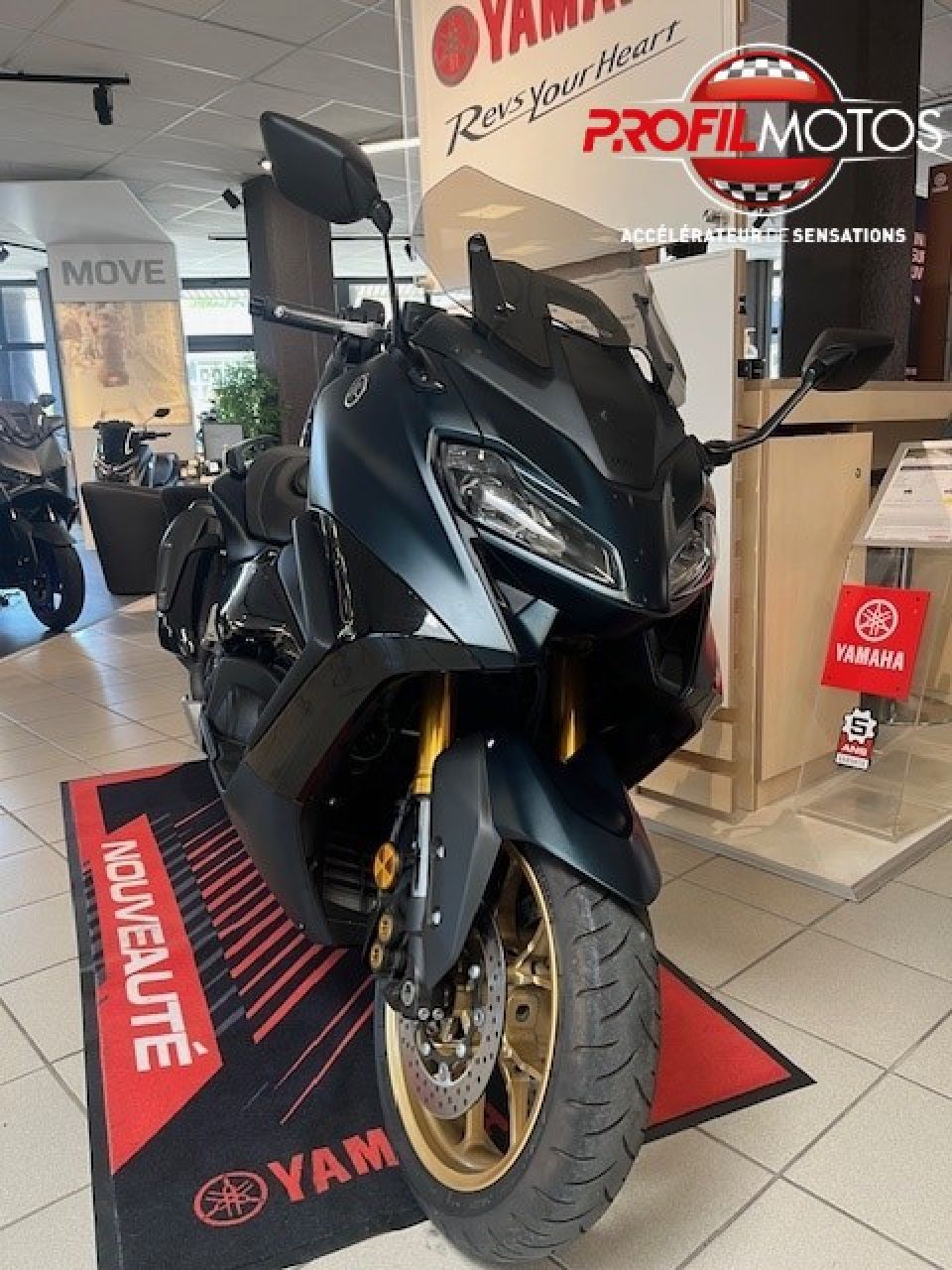 YAMAHA XP T-MAX 560 TECH MAX 4