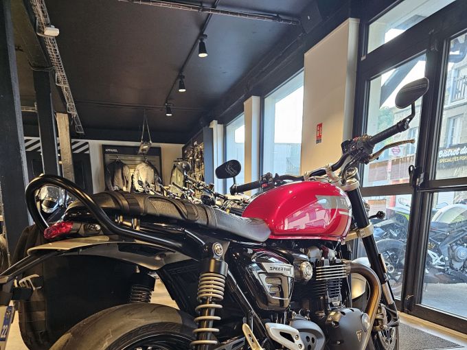 TRIUMPH SPEED TWIN 1200 4