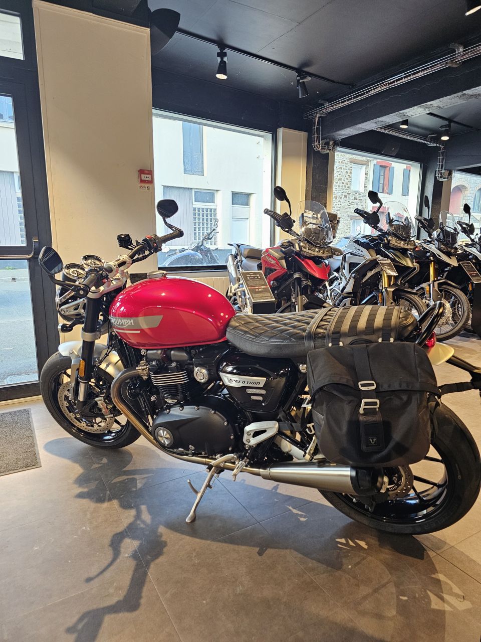 TRIUMPH SPEED TWIN 1200 4