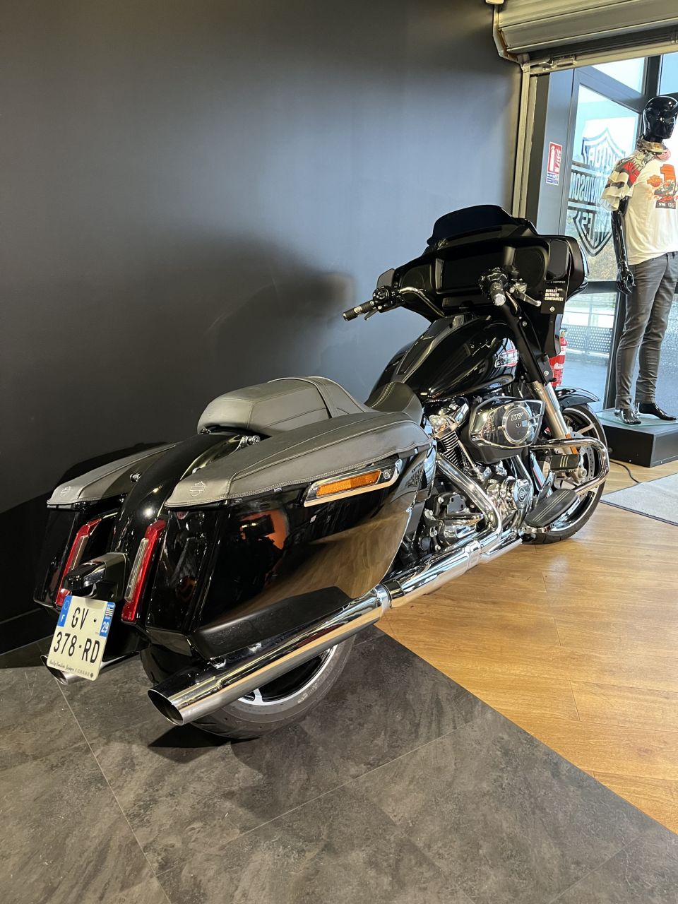 HARLEY-DAVIDSON TOURING STREET GLIDE 1923 4