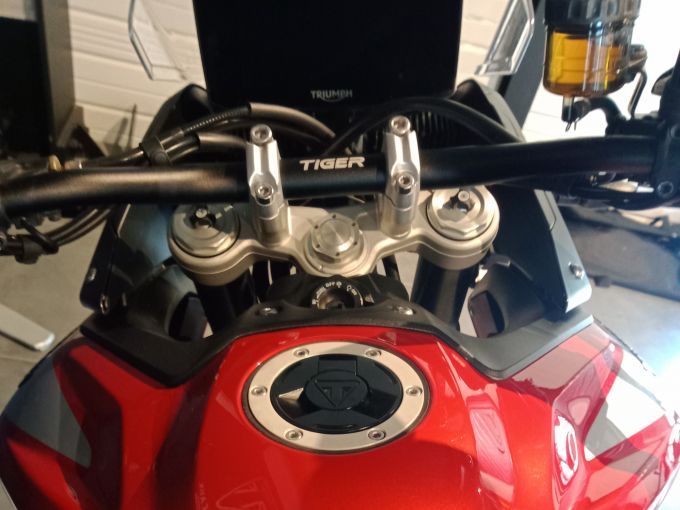 TRIUMPH Tiger 900 GT PRO 4