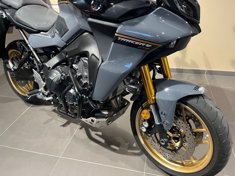 YAMAHA TRACER 9 GT+ 4
