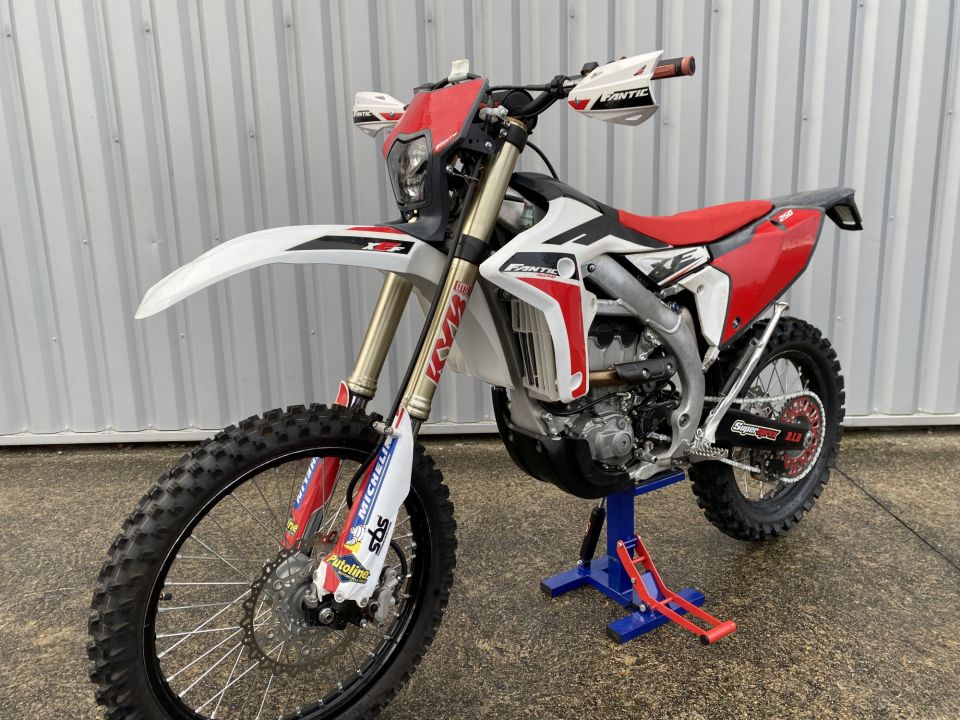 FANTIC XEF 250 ENDURO 4