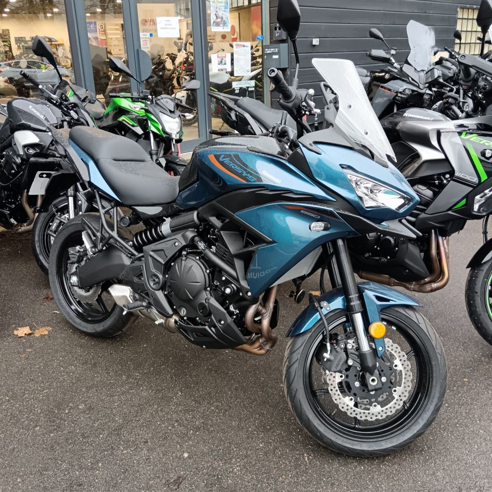KAWASAKI VERSYS 47.5CV 4