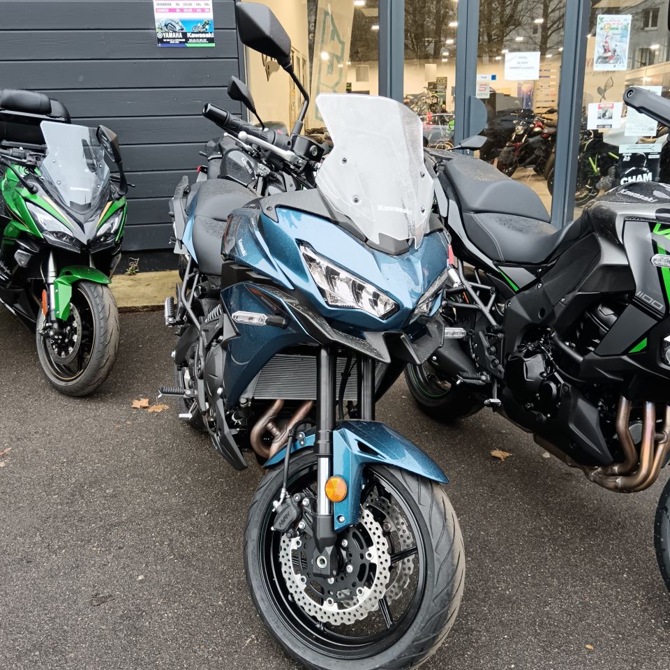 KAWASAKI VERSYS 47.5CV 4