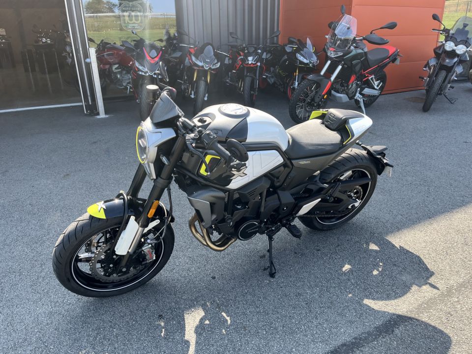 CF MOTO Cl 700-x sport 4