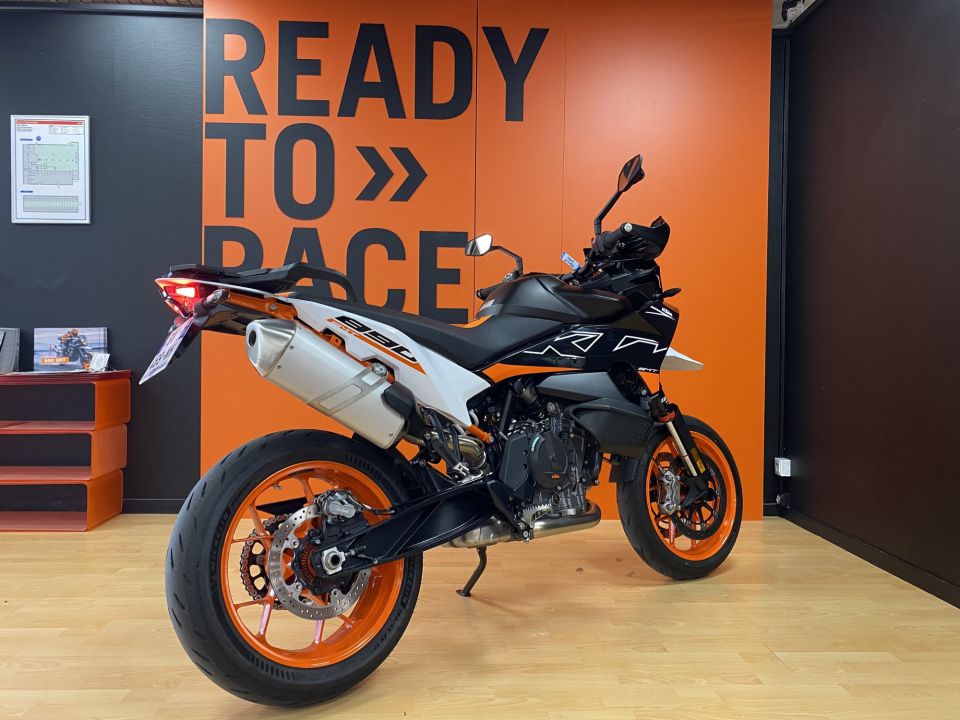 KTM 890 SMT 4