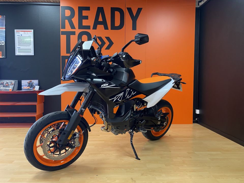 KTM 890 SMT 4