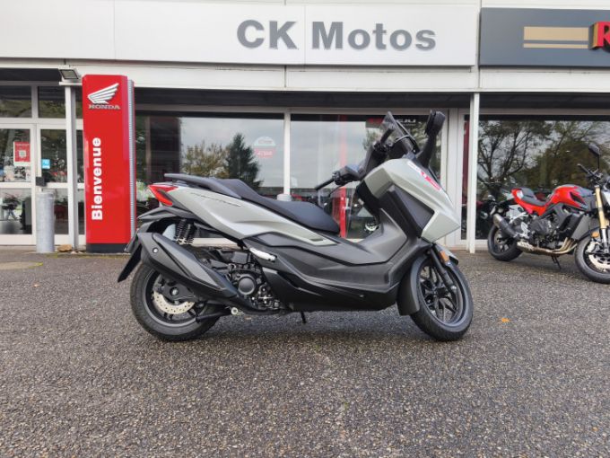 HONDA FORZA 350 4