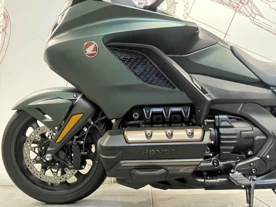 HONDA GL 1800 GOLDWING DCT 4