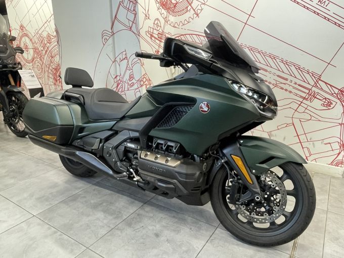HONDA GL 1800 GOLDWING DCT 4
