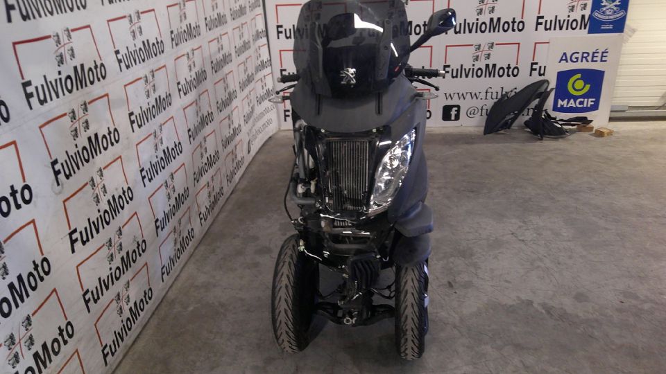 PEUGEOT METROPOLIS 400 4