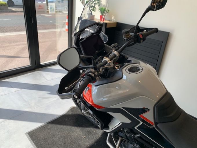 TRIUMPH TIGER 900 RALLY PRO 4