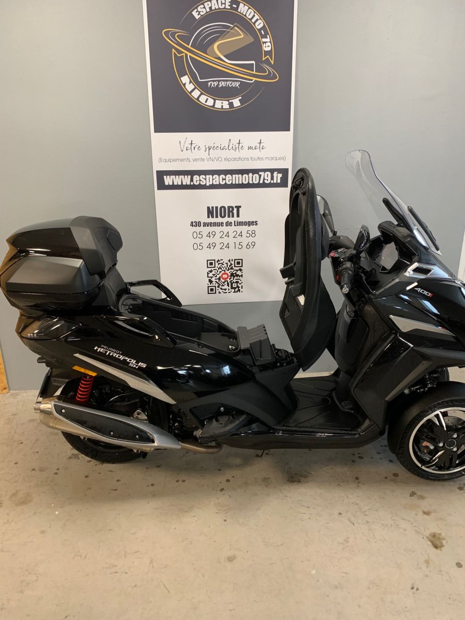 PEUGEOT METROPOLIS 400 SW 4