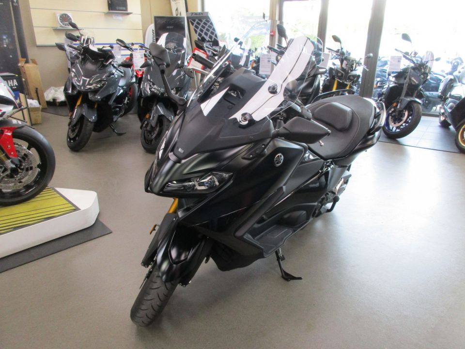 YAMAHA XP T-MAX 560 TECH MAX 4