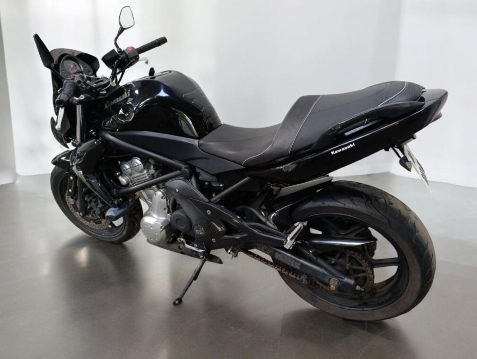 KAWASAKI ER-6 4