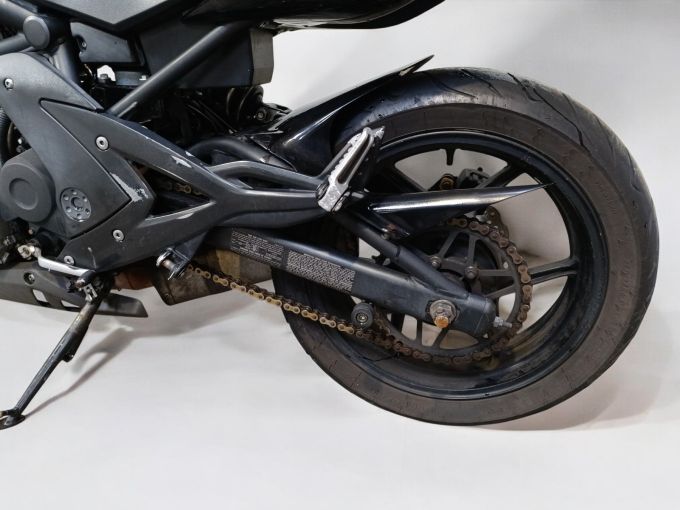KAWASAKI ER-6 4