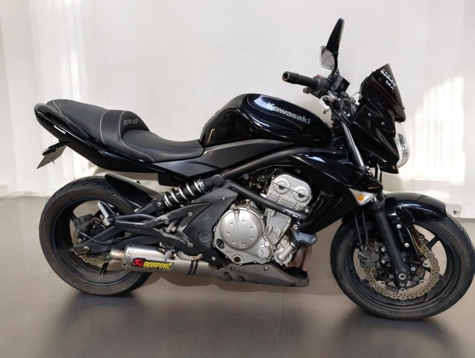 KAWASAKI ER-6 4