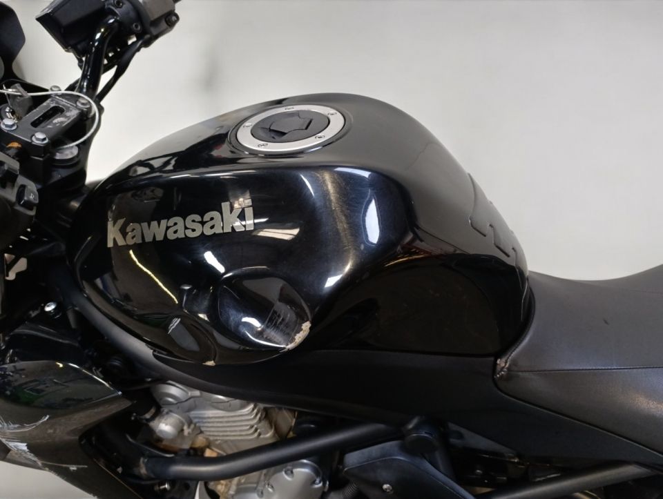 KAWASAKI ER-6 4