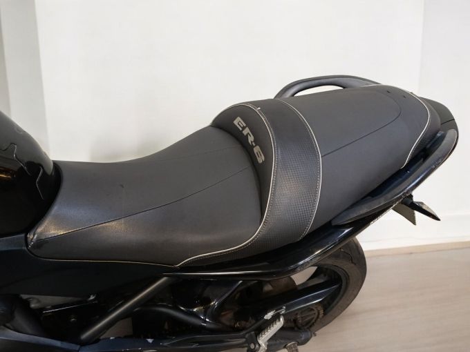 KAWASAKI ER-6 4
