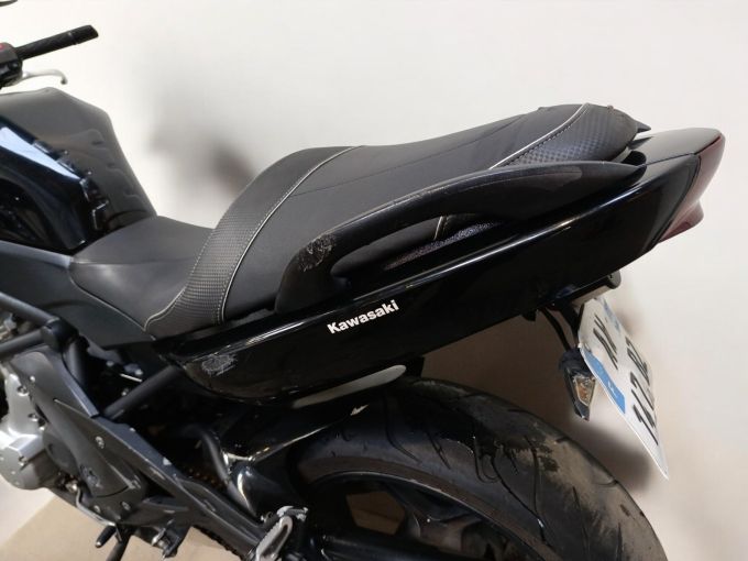 KAWASAKI ER-6 4