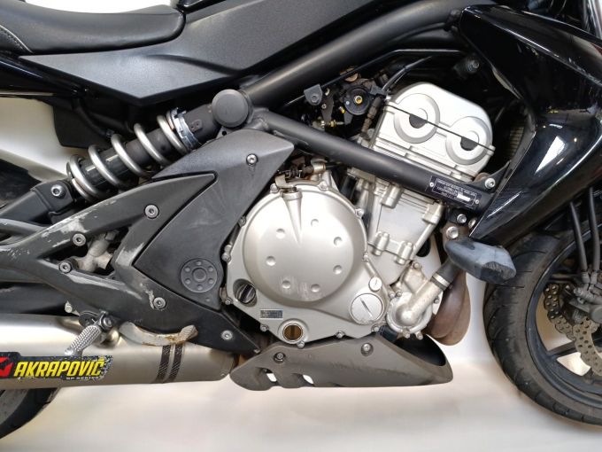 KAWASAKI ER-6 4