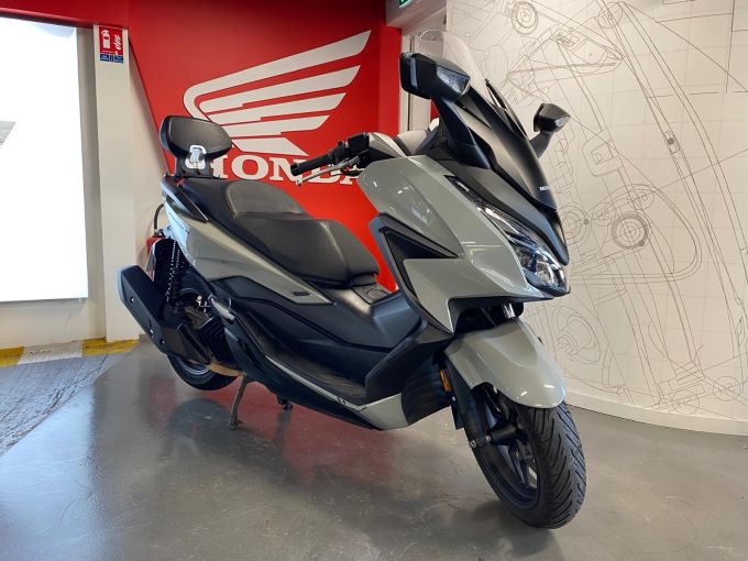 HONDA NSS FORZA 125 4