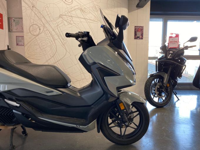 HONDA NSS FORZA 125 4